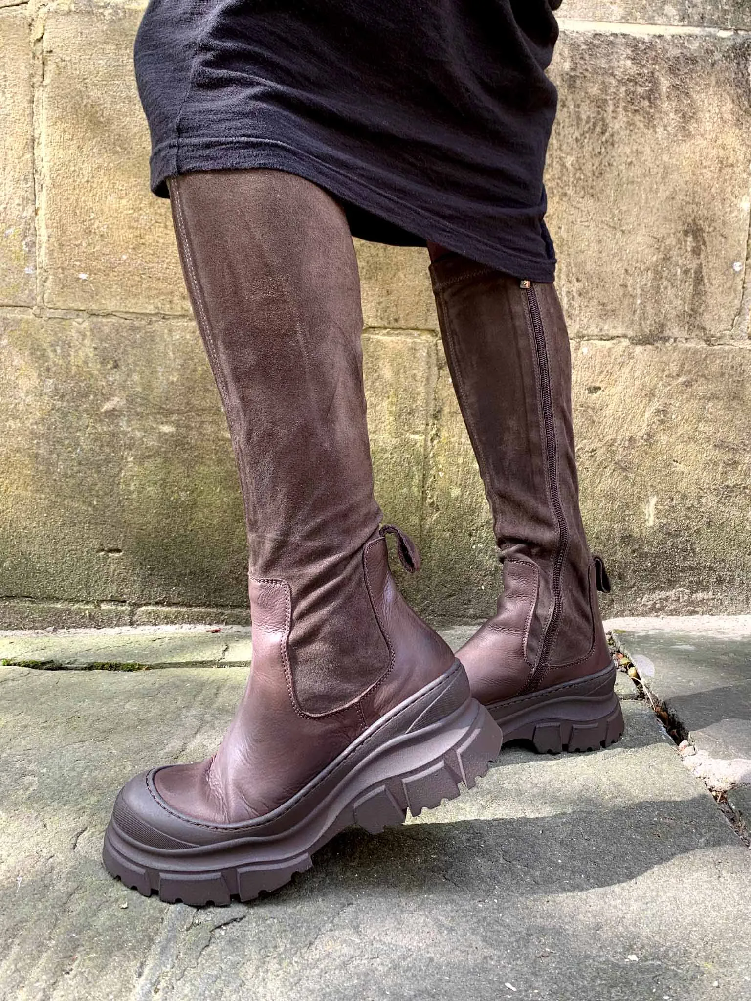 Lofina Knee High Chocolate Long Stretch Boots