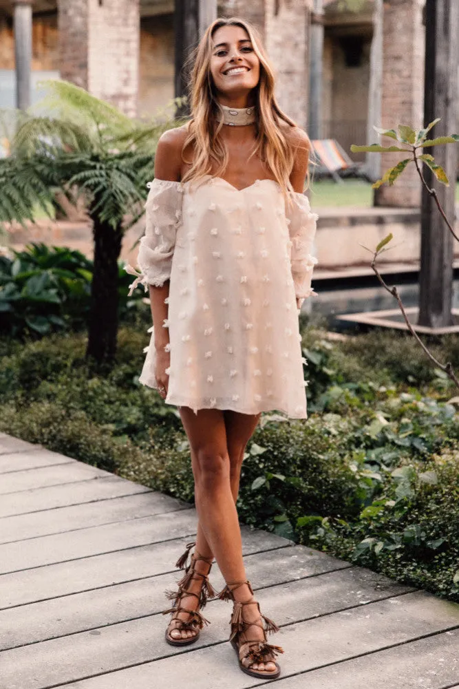 Lost In Rome Dress Beige