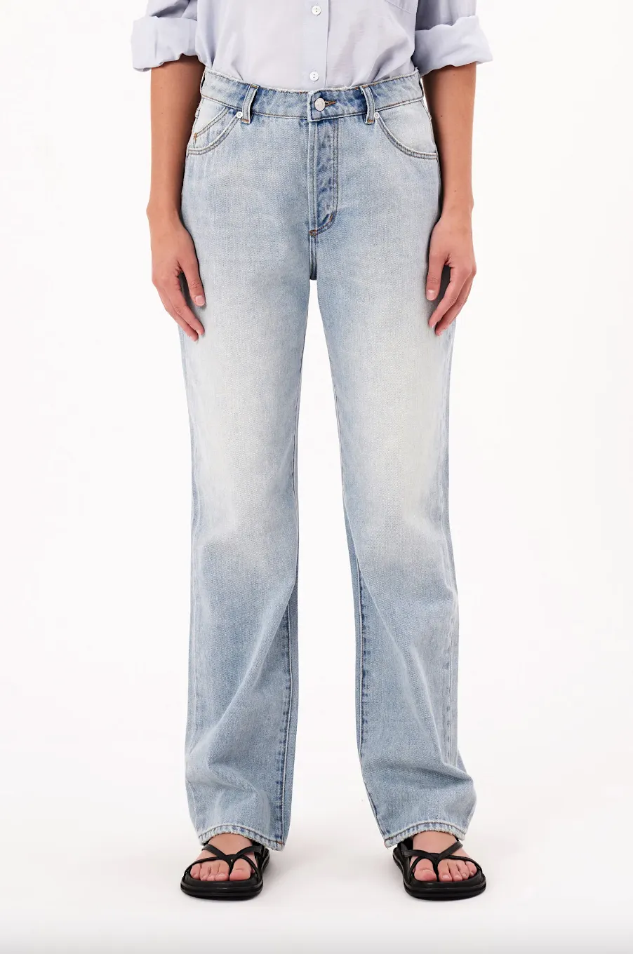 rolla's 90s relaxed dad jean - faded blue