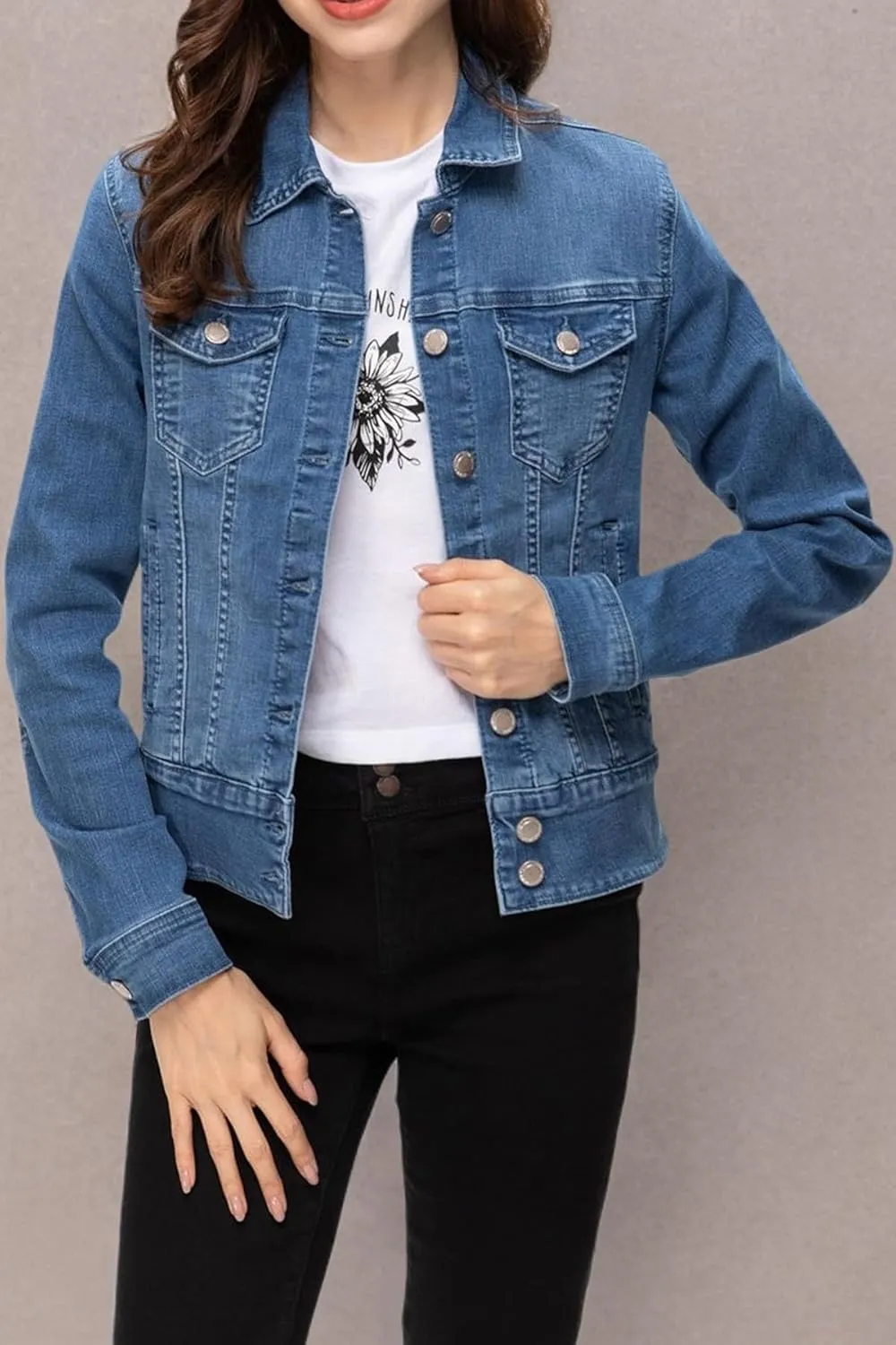 Women's Basic Button Down Denim Jacket, Casual Long Sleeve Fitted Jean Jacket with Pockets